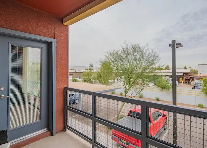Sleek2bdpool Gym Parking Wd Sleeps8 Apartment *